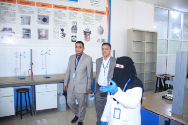 ألبوم صور خاص بالنزول الميداني لتقييم البرامج الأكاديمية بجامعة الرازي – صنعاء