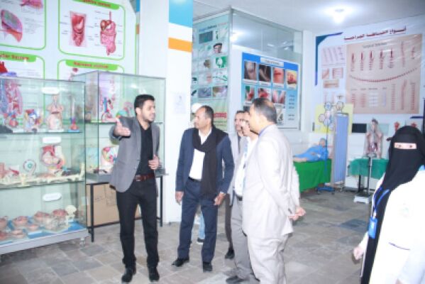 ألبوم صور خاص بالنزول الميداني لتقييم البرامج الأكاديمية بجامعة الرازي – صنعاء