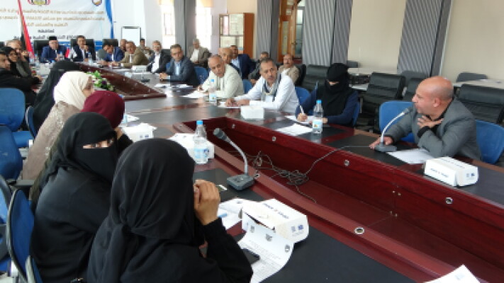 لقاء تشاوري بين وزارتي الصحة والتربية لمناقشة أوضاع التخصصات الطبية والصحية