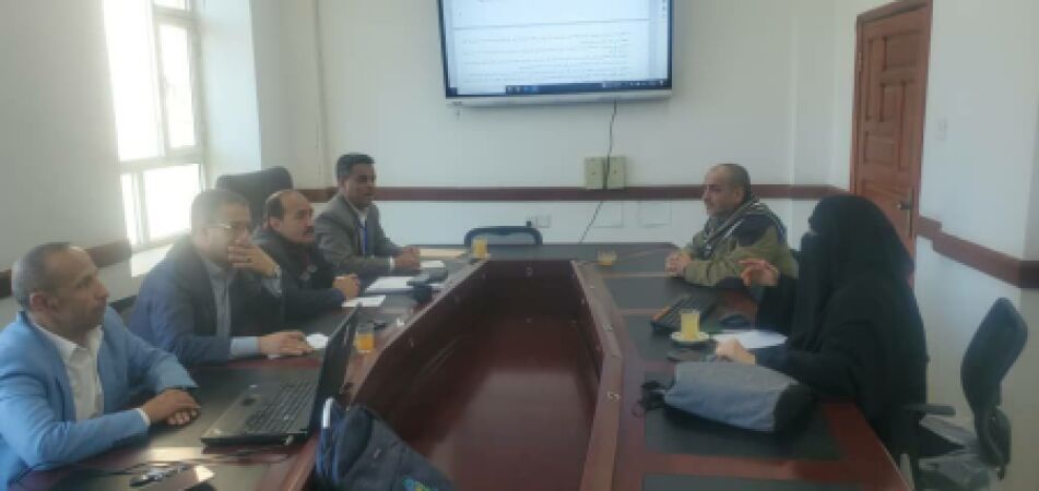 اختتام اجتماعات لجنة الاعتماد المدرسي وتسليم دليل الاعتماد المدرسي واستمارة التقييم الذاتي