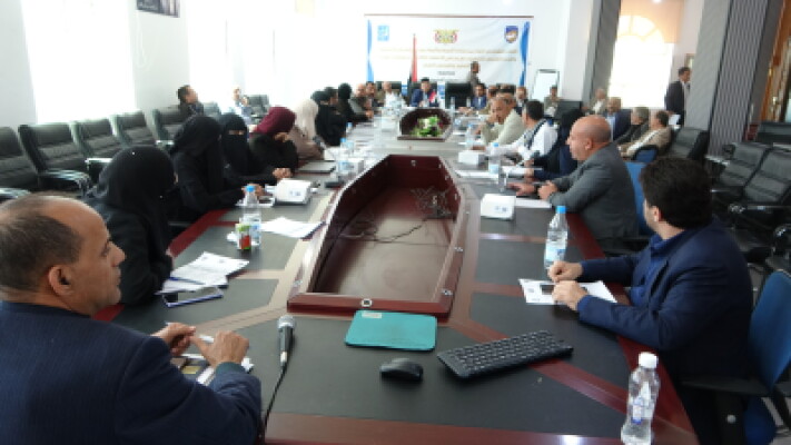 لقاء تشاوري بين وزارتي الصحة والتربية لمناقشة أوضاع التخصصات الطبية والصحية